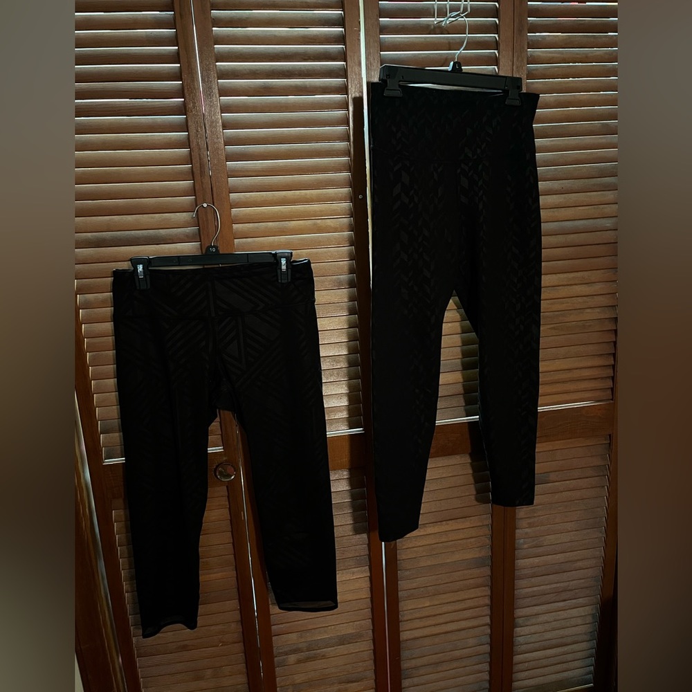 2 pair of old navy workout bottoms